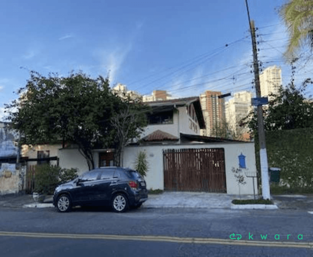 Foto 1 de 17: Casa em leilão em São Paulo - SP, bairro Vila Mariana — Leilão de Casa com 244m² na Vila Mariana em São Paulo/SP