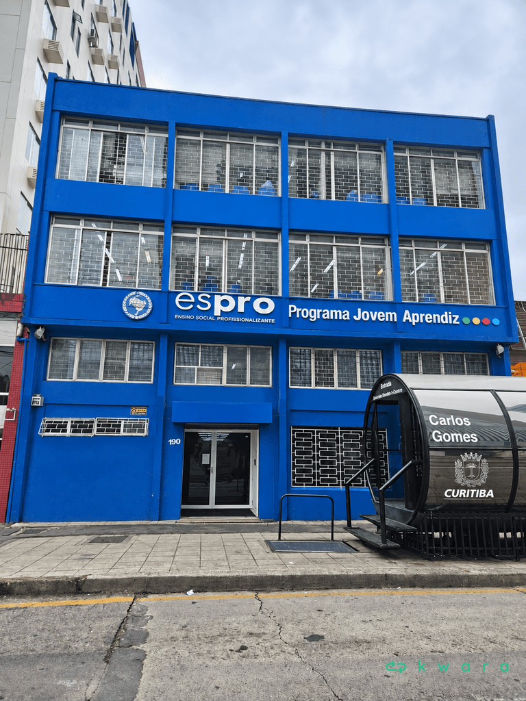Foto 2 de 21: Comercial em leilão em Curitiba - PR, bairro Centro — Sala Comercial de 386,74,00 m² no Centro, Curitiba / PR