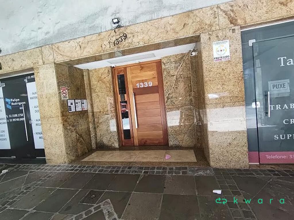 Foto 2 de 5: Comercial em leilão em Porto Alegre - RS, bairro Centro Histórico — Sala comercial de 47,23 m² no Centro Histórico, Porto Alegre / RS