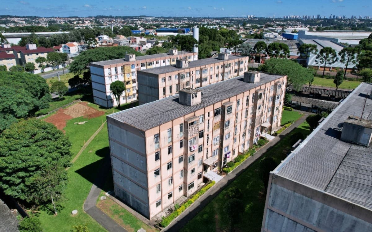 Foto 6 de 7: Apartamento em leilão em Curitiba - PR — Lote 1 - APARTAMENTO NO CONDOMÍNIO CONJUNTO RESIDENCIAL MARECHAL RONDON, CIC