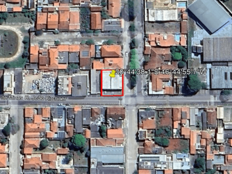 Foto 2 de 12: Comercial em leilão em Itaú De Minas - MG, bairro Centro — Prédio, Comercial, Centro, 6 Vaga(s) De Garagem