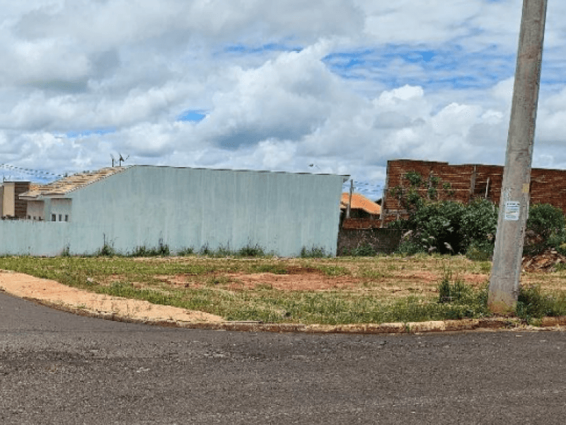 Foto 7 de 7: Terreno em leilão em Piacatu - SP, bairro Centro — Lote, Residencial, Centro
