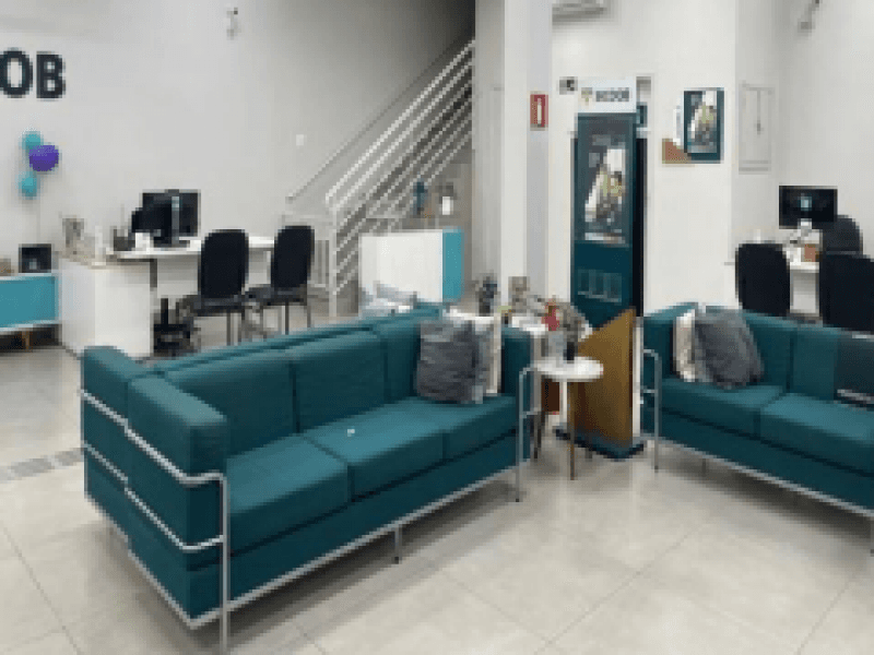 Foto 8 de 18: Comercial em leilão em Pratápolis - MG, bairro Centro — Prédio, Comercial, Centro