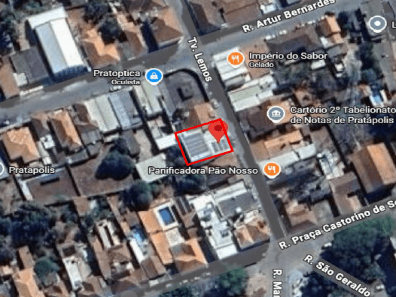 Foto 2 de 18: Comercial em leilão em Pratápolis - MG, bairro Centro — Prédio, Comercial, Centro
