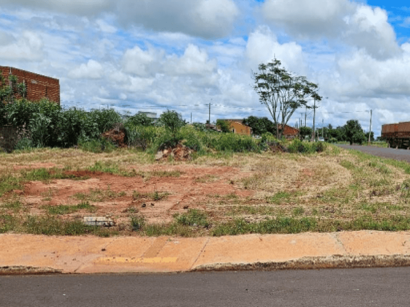 Foto 6 de 7: Terreno em leilão em Piacatu - SP, bairro Centro — Lote, Residencial, Centro