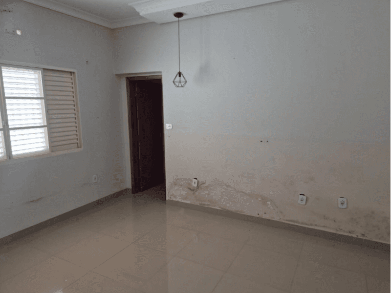 Foto 15 de 19: Casa em leilão em Aparecida Do Taboado - MS, bairro Córrego do Campo — Casa, Residencial, Quadra N, 4 Dormitório(s), 1 Vaga(s) De Garagem