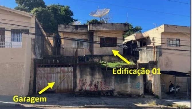 Casa em leilão em Jundiaí - SP — Casas em Terreno de 506 m² - Vila Santana ll - Jundiaí - SP