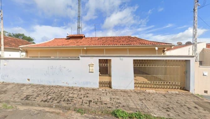 Casa em leilão em Agudos - SP — Casa 188 m² - Centro - Agudos - SP