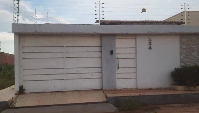 Casa em leilão em Picos - PI — Casa 122 m² - Ipueiras - Picos - PI