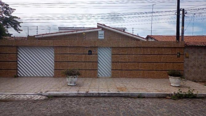 Casa em leilão em Igarassu - PE — Casa 185 m² - Centro - Igarassu - PE
