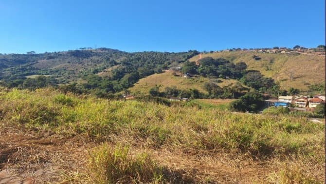 Terreno em leilão em Pouso Alto - MG — Terreno - Pouso Alto-MG - Rua André Sírio Nogueira - Lts. 17 e 18 da Qd. 18 - Terras Altas II