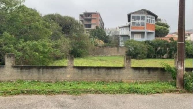 Terreno em leilão em Imbituba - SC — Terreno - Imbituba-SC - Rua Projetada - Lt. 20 da Qd. A - Vila Nova