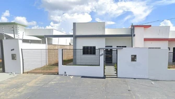 Casa em leilão em Primavera Do Leste - MT — Casa - Primavera do Leste-MT - Av. das Tamareiras, 2365 - Buritis Primavera V