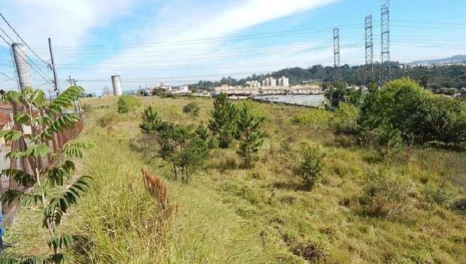 Terreno em leilão em Mogi Das Cruzes - SP — Parte Ideal (50%) de Área 45.107 m² - Caputera - Mogi das Cruzes - SP