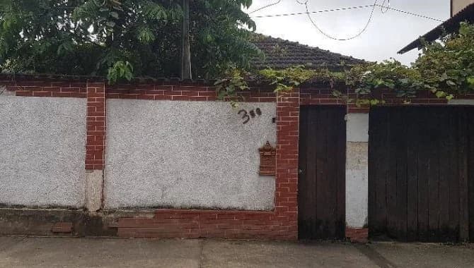 Casa em leilão em Rio De Janeiro - RJ — Casa, Padrão, 0 Vaga(S) de Garagem