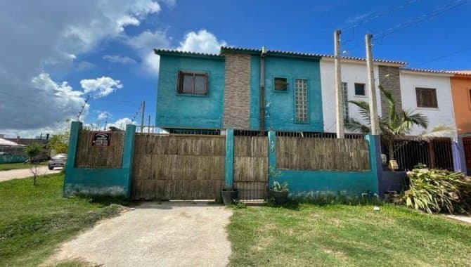 Casa em leilão em Pelotas - RS — Casa, em Condomínio, 1 Vaga(S) de Garagem