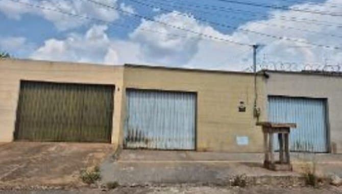 Casa em leilão em Goiânia - GO — Casa - Goiânia-GO - Rua G-10 - Lt. 32 da Qd. 19 - Casa 01 - Setor Grajaú