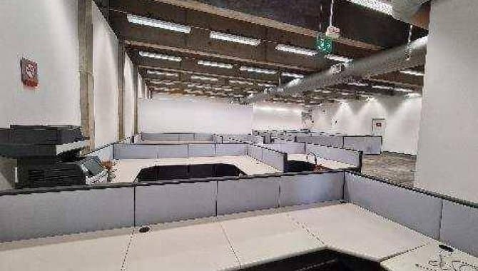 Foto 35 de 64: Terreno em leilão em Curitiba - PR — Ex-Agência 5.847 m² - Centro - Curitiba - PR