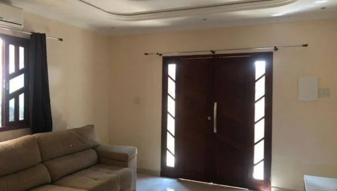 Foto 6 de 18: Casa em leilão em Magé - RJ — Casa, Padrão, 3 Vaga(S) de Garagem