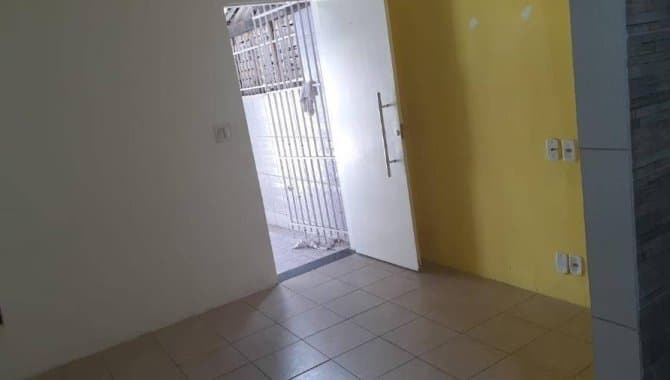 Foto 9 de 30: Casa em leilão em Campina Grande - PB — Casa, Padrão, 1 Vaga(S) de Garagem