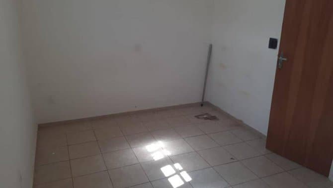 Foto 22 de 30: Casa em leilão em Campina Grande - PB — Casa, Padrão, 1 Vaga(S) de Garagem