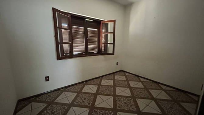 Foto 33 de 33: Casa em leilão em Passa Quatro - MG — Casa, Padrão, 2 Vaga(S) de Garagem