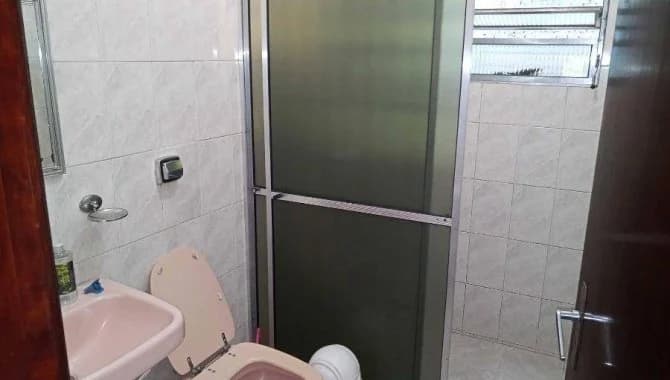Foto 8 de 33: Casa em leilão em Passa Quatro - MG — Casa, Padrão, 2 Vaga(S) de Garagem