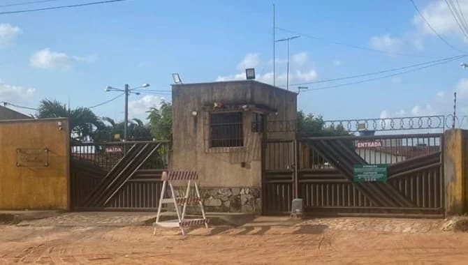 Foto 4 de 7: Casa em leilão em Parnamirim - RN — Casa, em Condomínio, 0 Vaga(S) de Garagem