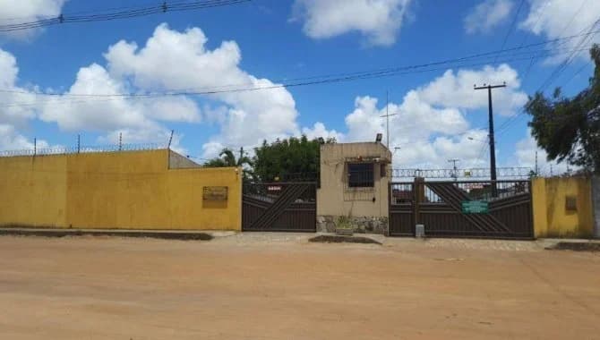 Foto 3 de 7: Casa em leilão em Parnamirim - RN — Casa, em Condomínio, 0 Vaga(S) de Garagem