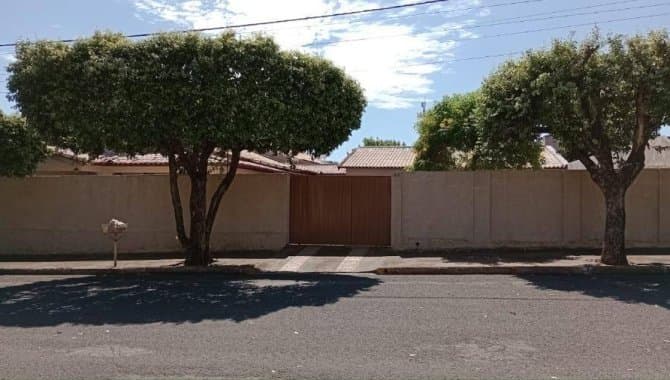 Foto 8 de 25: Casa em leilão em Piacatu - SP — Casa, Padrão, 1 Vaga(S) de Garagem