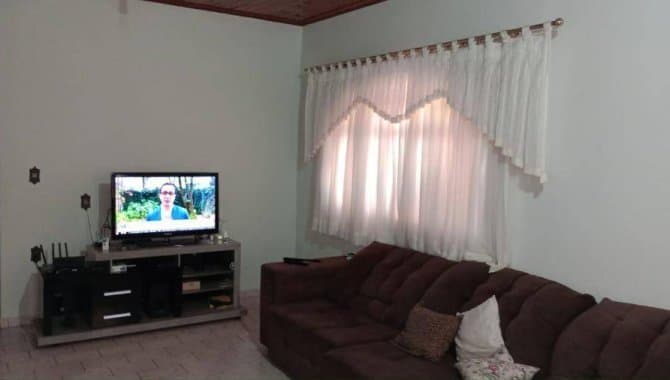 Foto 10 de 25: Casa em leilão em Piacatu - SP — Casa, Padrão, 1 Vaga(S) de Garagem
