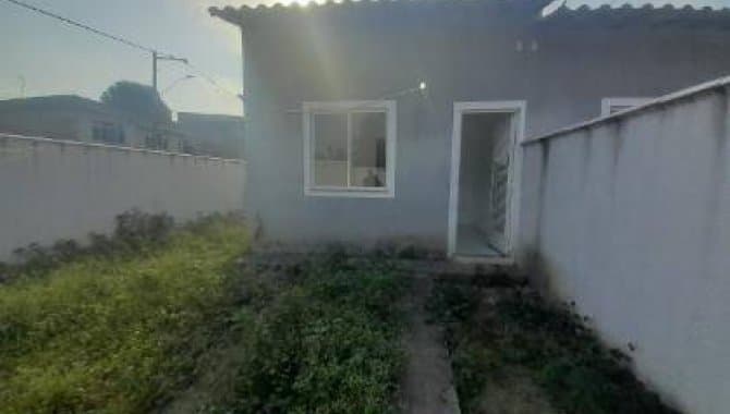 Foto 4 de 21: Casa em leilão em São Gonçalo - RJ — Casa, em Condomínio, 1 Vaga(S) de Garagem
