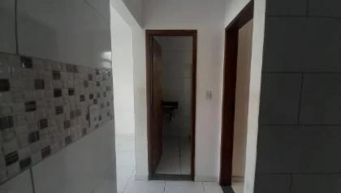 Foto 8 de 21: Casa em leilão em São Gonçalo - RJ — Casa, em Condomínio, 1 Vaga(S) de Garagem