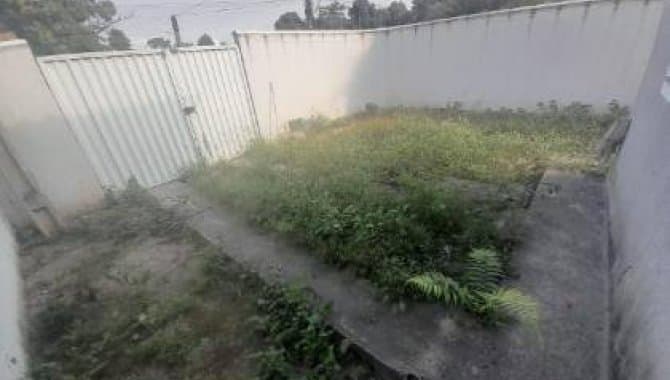 Foto 5 de 21: Casa em leilão em São Gonçalo - RJ — Casa, em Condomínio, 1 Vaga(S) de Garagem