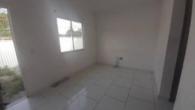 Foto 6 de 21: Casa em leilão em São Gonçalo - RJ — Casa, em Condomínio, 1 Vaga(S) de Garagem