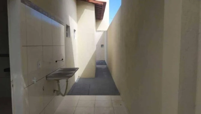 Foto 3 de 10: Casa em leilão em Camocim - CE — Casa, Padrão, 1 Vaga(S) de Garagem