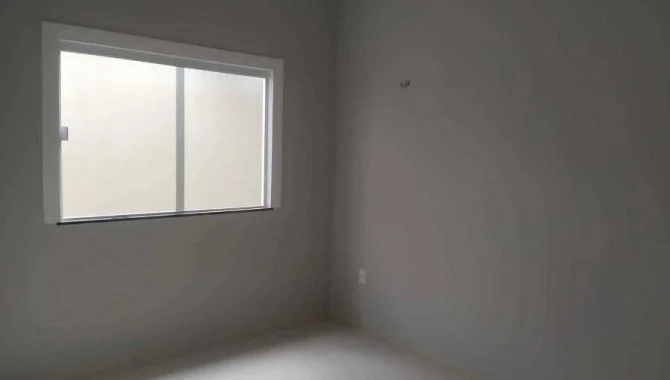 Foto 6 de 10: Casa em leilão em Camocim - CE — Casa, Padrão, 1 Vaga(S) de Garagem