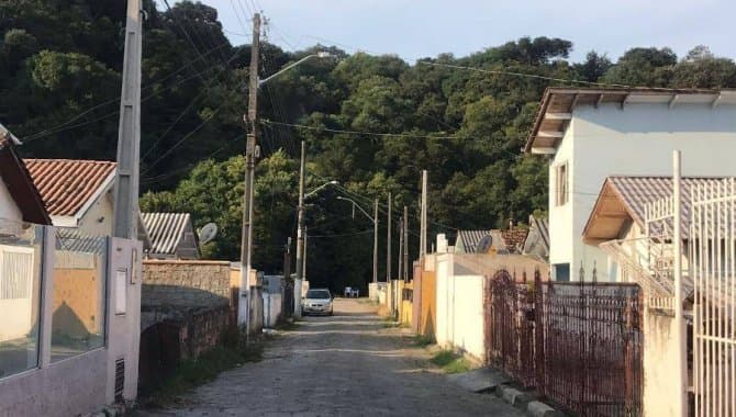 Foto 8 de 10: Casa em leilão em Lages - SC — Casa, Padrão, 1 Vaga(S) de Garagem