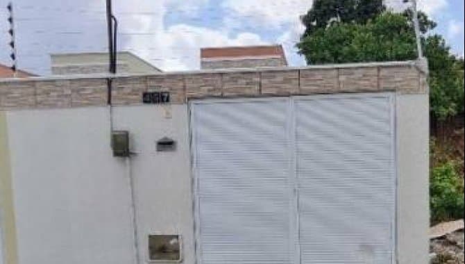 Foto 1 de 30: Casa em leilão em Maracanaú - CE — Casa, Padrão, 1 Vaga(S) de Garagem
