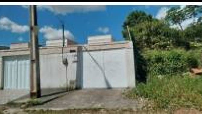 Foto 5 de 30: Casa em leilão em Maracanaú - CE — Casa, Padrão, 1 Vaga(S) de Garagem