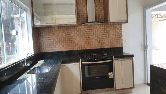 Foto 9 de 17: Casa em leilão em Marília - SP — Casa, Padrão, 1 Vaga(S) de Garagem