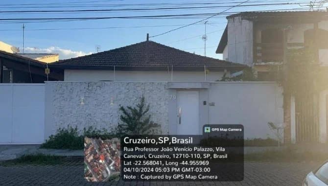 Casa em leilão em Cruzeiro - SP — Casa 178 m² - Vila Canevari - Cruzeiro - SP