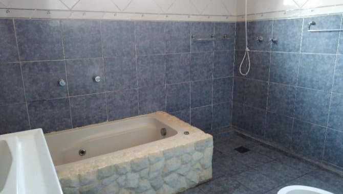 Foto 11 de 15: Casa em leilão em Itirapina - SP — Casa, Padrão, 1 Vaga(S) de Garagem