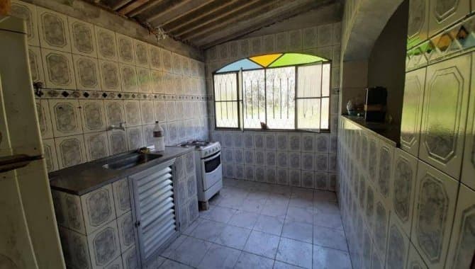Foto 16 de 23: Casa em leilão em Magé - RJ — Casa, Padrão, 0 Vaga(S) de Garagem