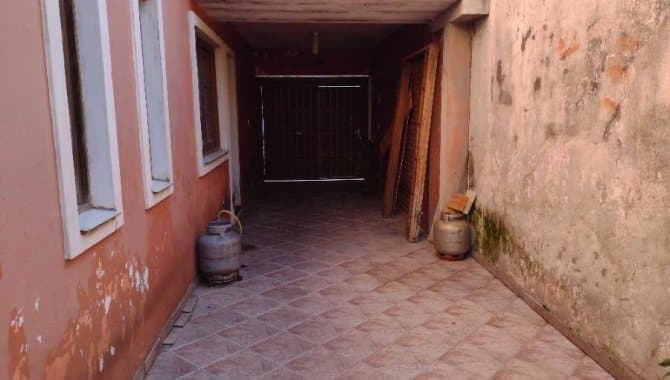 Foto 28 de 30: Casa em leilão em Pelotas - RS — Casa, Padrão, 1 Vaga(S) de Garagem