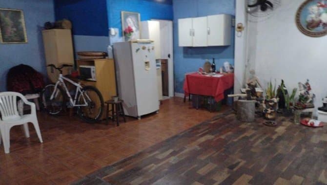Foto 20 de 30: Casa em leilão em Pelotas - RS — Casa, Padrão, 1 Vaga(S) de Garagem