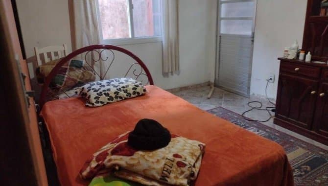 Foto 13 de 30: Casa em leilão em Pelotas - RS — Casa, Padrão, 1 Vaga(S) de Garagem