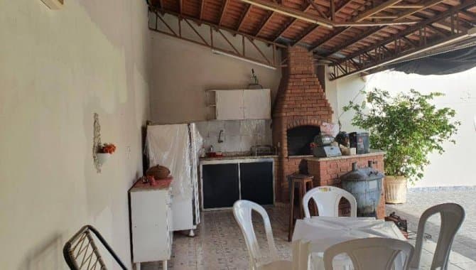 Foto 2 de 15: Casa em leilão em Marília - SP — Casa, Padrão, 1 Vaga(S) de Garagem
