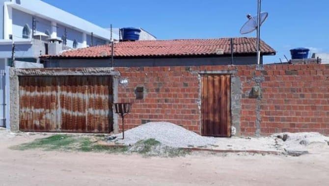 Foto 1 de 16: Casa em leilão em Petrolina - PE — Casa, Padrão, 1 Vaga(S) de Garagem