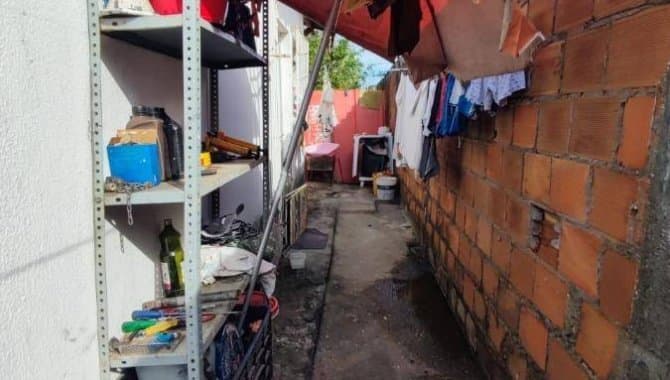 Foto 9 de 15: Casa em leilão em Aracaju - SE — Casa, Padrão, 1 Vaga(S) de Garagem